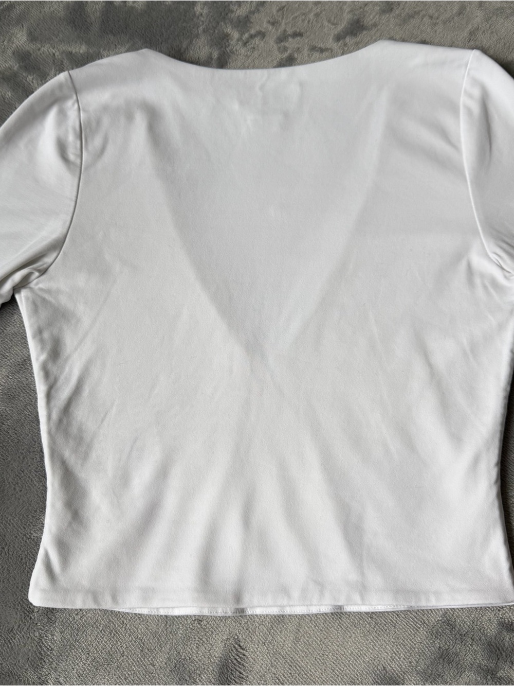 Aritzia Babaton Contour V Neck Long Sleeve Top White S - Picture 2 of 10